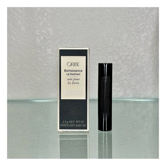 Oribe Other - Oribe Balmessence Lip Treatment - Black